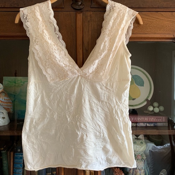 Anthropologie tank w lace overlay, size S - Picture 2 of 7
